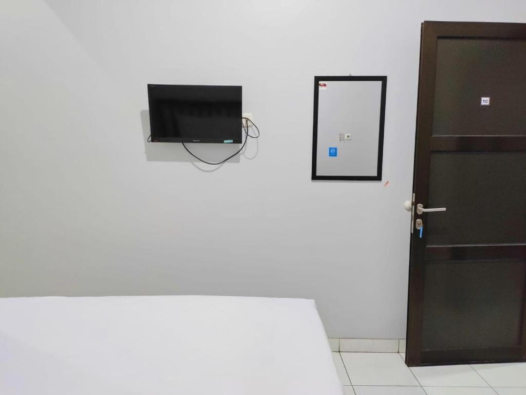 Hotel Syariah Tremigo Guesthouse Cirebon Exterior photo